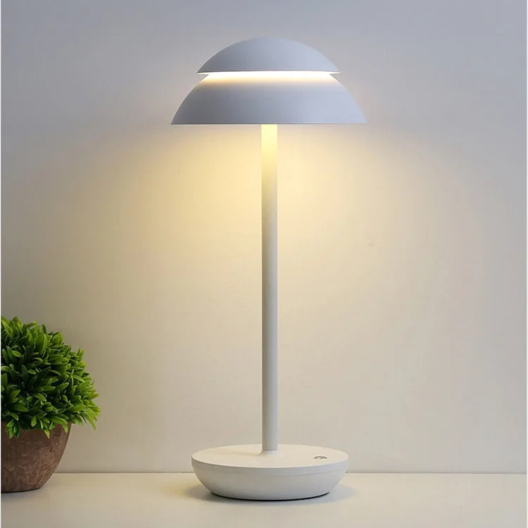 Luminøs Prestige Table Lamp