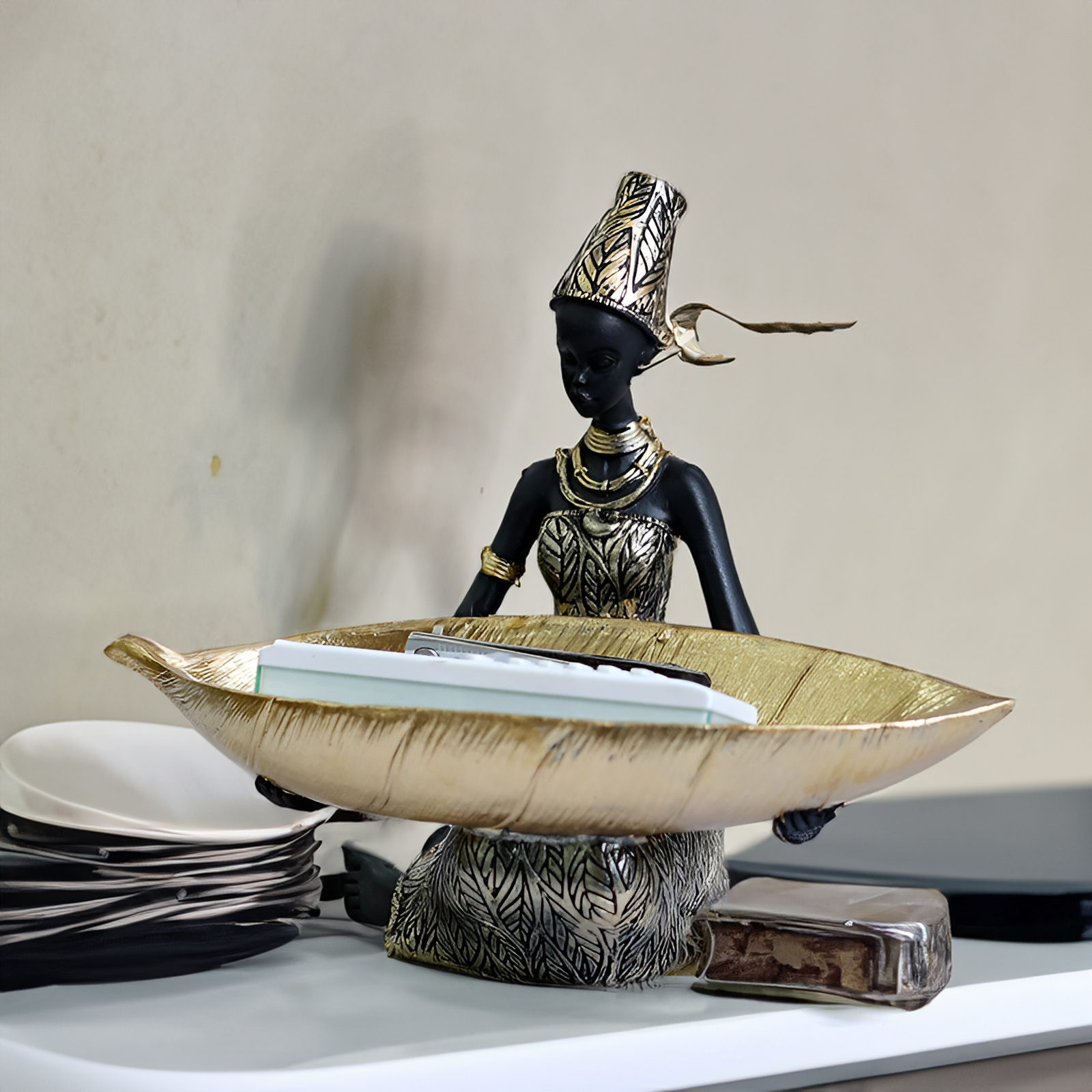 Sculptural Key Holder with Decorative Hooks