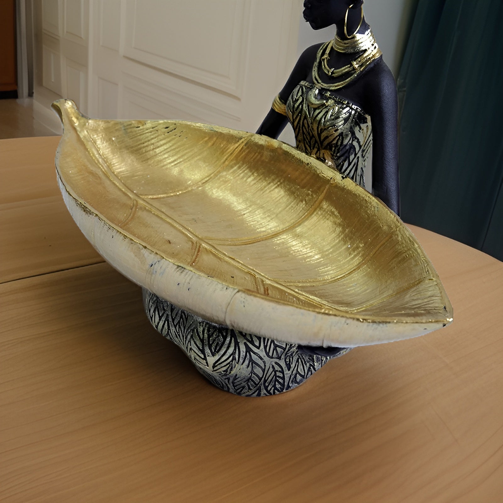 Sculptural Key Holder with Decorative Hooks