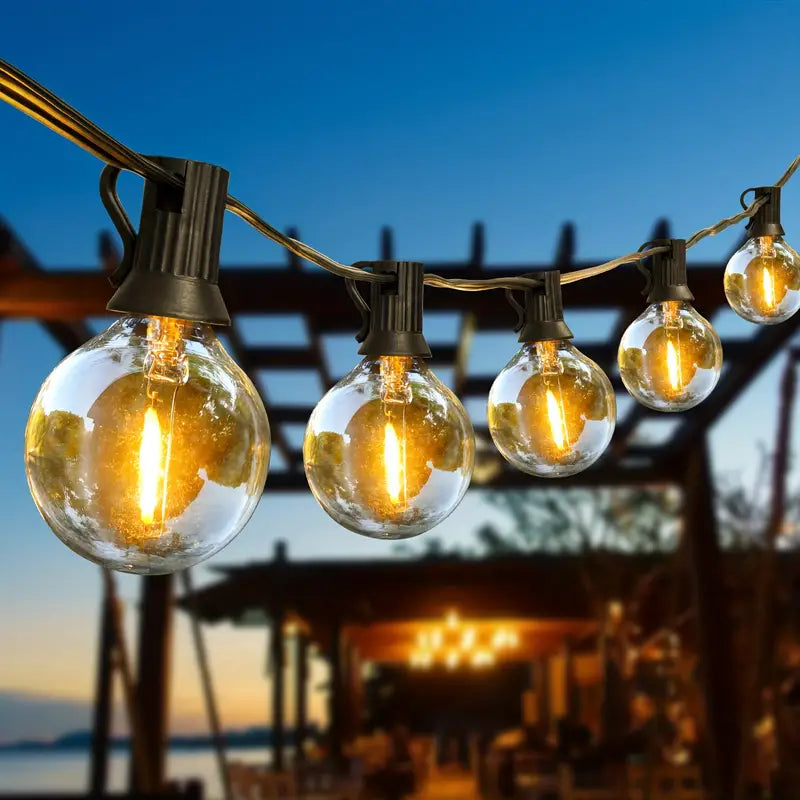 Retro-Inspired Outdoor Garden Lamp
