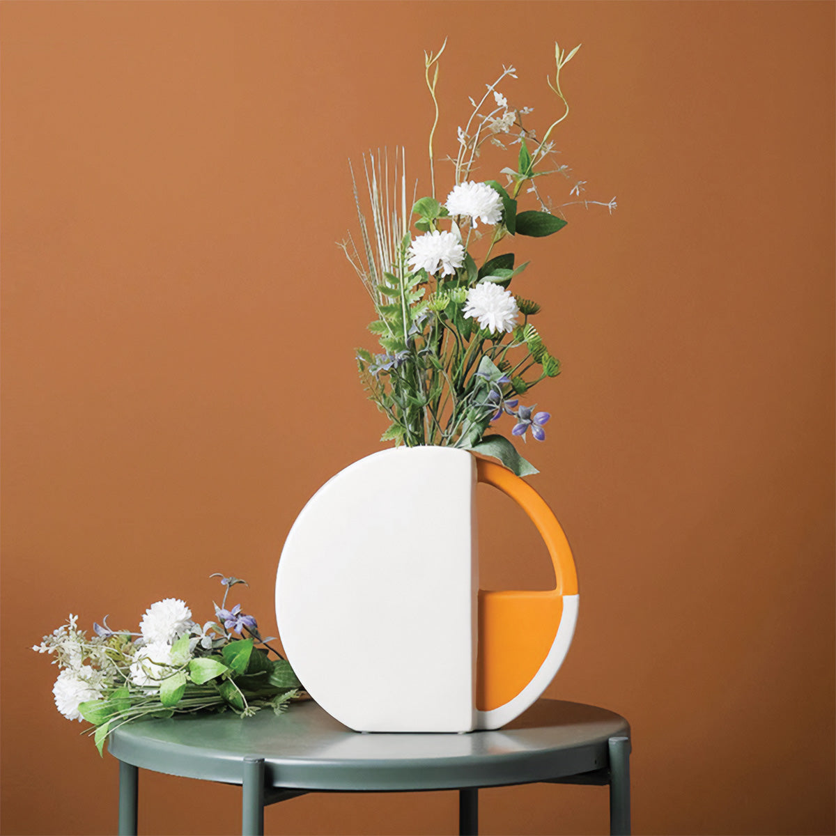 Minimalist Ceramic Decorative Vase
