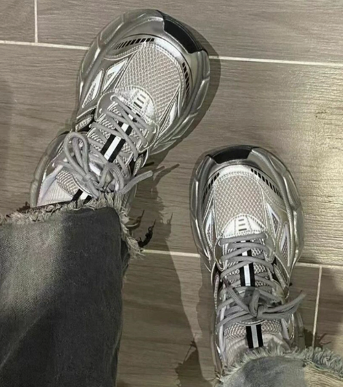 Lightweight Mesh Sneakers for Everyday Wear