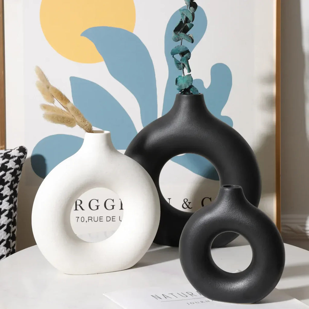 ZenVase Modern Donut Shaped Ceramic Vase