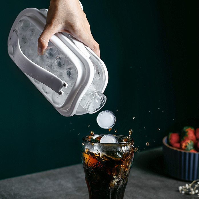 2-in-1 Ice Cube Tray
