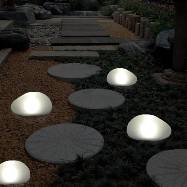 Solar LED Garden Lamp with Glass Design