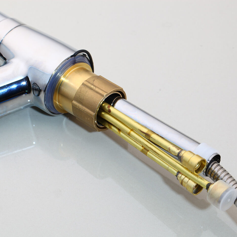 Modern Pull-Out Bathroom Faucet Brass